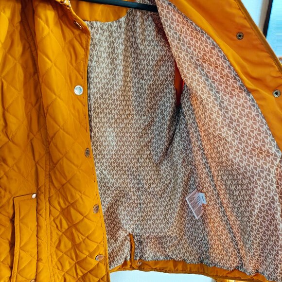 MICHAEL KORS Quilted Barn Jacket - Picture 8 of 16